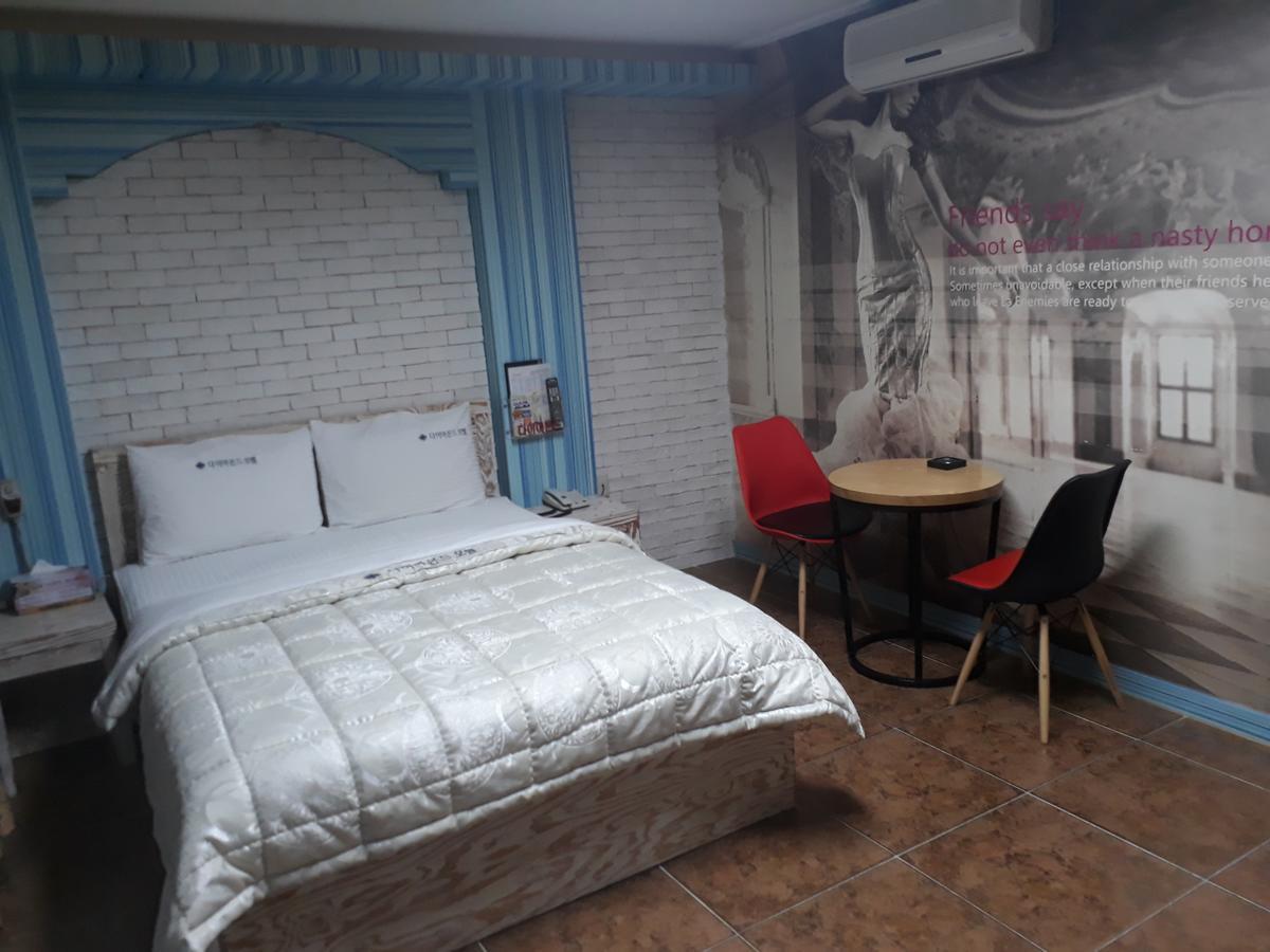 Diamond Motel Сачхон Экстерьер фото
